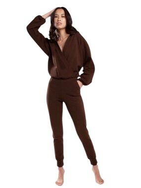 NWOT Nama Toronto Women's Brown V-Neck Long Sleeve Jumpsuit